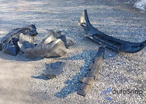 2003 Toyota Matrix Standard from USA, damaged, VIN 2T1LR32E53C100957